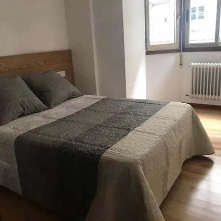 Rys Centro Parking Gratis 奥伦塞